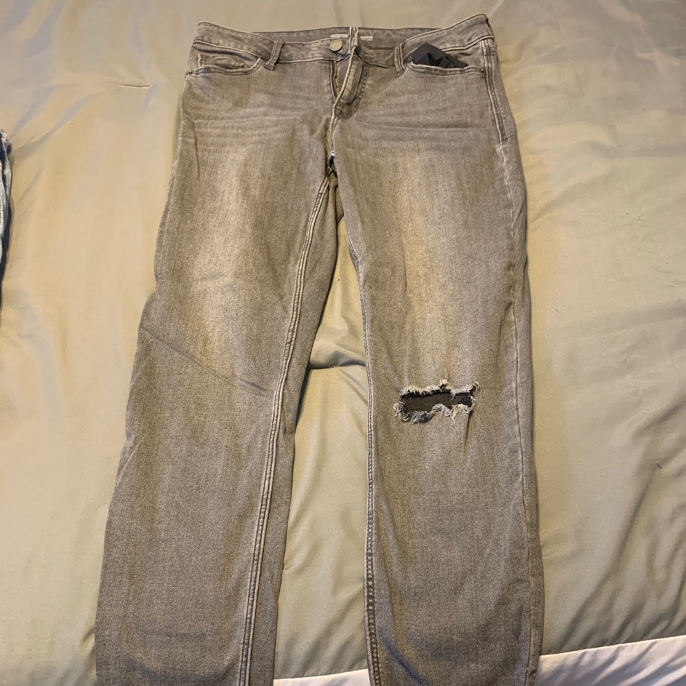 Gray old navy rockstar jeans